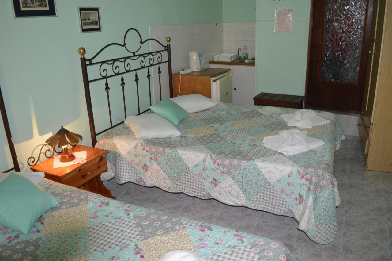 Hermoupoli Rooms Exterior photo