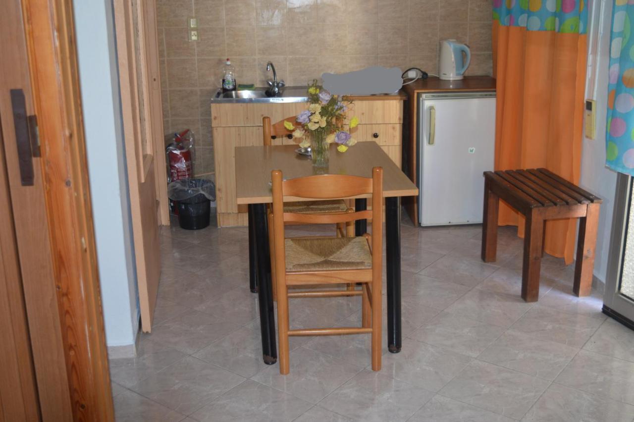 Hermoupoli Rooms Exterior photo