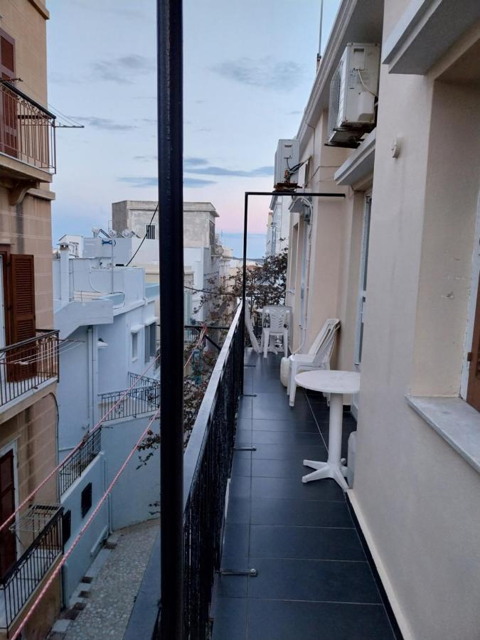 Hermoupoli Rooms Exterior photo