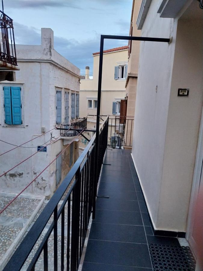 Hermoupoli Rooms Exterior photo